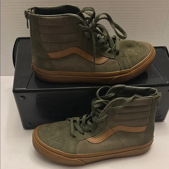 Vans | Shoes | Kids Vans Hightop Sneakers In Green And Tan  display picture 1
